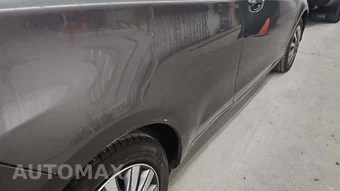 2013 Toyota Yaris L – miniatura 25