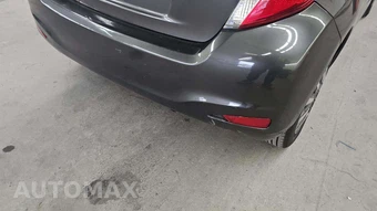 2013 Toyota Yaris L – miniatura 28