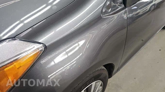 2013 Toyota Yaris L – miniatura 32