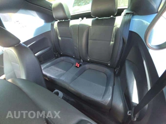 2013 Volkswagen Beetle 2.5L Hatchback - miniatura 13