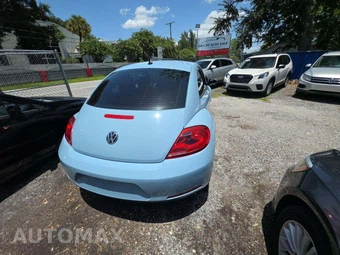 2013 Volkswagen Beetle 2.5L Hatchback - miniatura 3