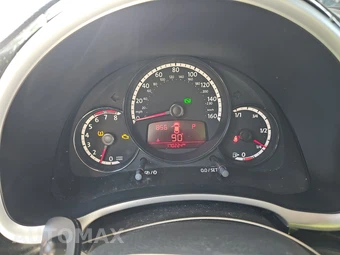 2013 Volkswagen Beetle 2.5L Hatchback – miniatura 12