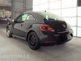 2013 Volkswagen Beetle 2.5L Hatchback – miniatura 6
