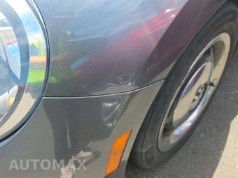 2013 Volkswagen Beetle 2.5L Hatchback – miniatura 24