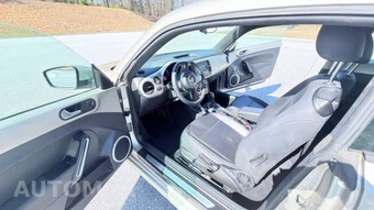 2013 Volkswagen Beetle 2.5L Hatchback – miniatura 16