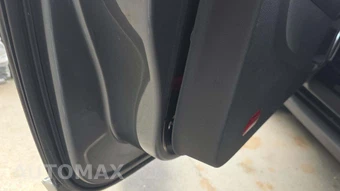 2013 Volkswagen Beetle 2.5L Hatchback w/Sunroof - miniatura 33