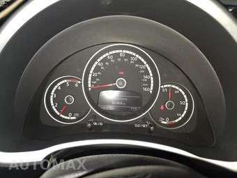 2013 Volkswagen Beetle Convertible TDI – miniatura 15