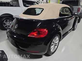 2013 Volkswagen Beetle Convertible TDI – miniatura 4