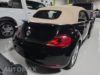 2013 Volkswagen Beetle Convertible TDI – miniatura 5