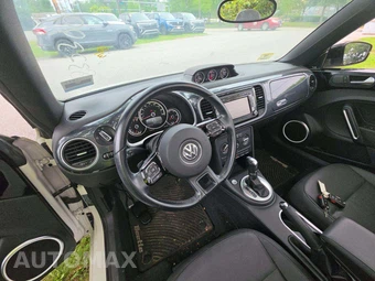 2013 Volkswagen Beetle Convertible Turbo – miniatura 10
