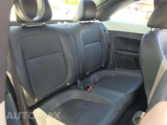 2013 Volkswagen Beetle TDI Hatchback w/Sunroof, Sound & Navigation - miniatura 16