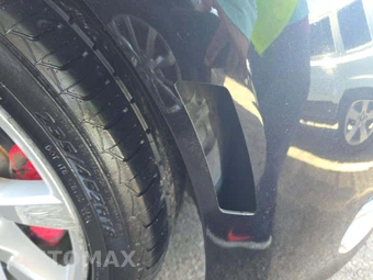 2013 Volkswagen Beetle Turbo Fender Edition Hatchback - miniatura 35