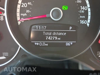 2013 Volkswagen Beetle Turbo Hatchback w/Sunroof & Sound - miniatura 12