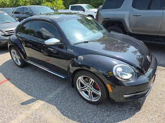 2013 Volkswagen Beetle Turbo Hatchback w/Sunroof & Sound - miniatura 3