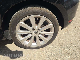 2013 Volkswagen Golf 2.0L TDI – miniatura 24