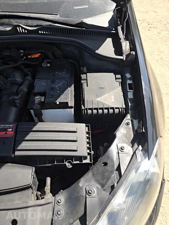 2013 Volkswagen Golf 2.0L TDI – miniatura 32