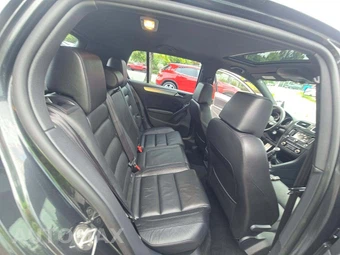 2013 Volkswagen Golf R - miniatura 16