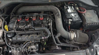 2013 Volkswagen GTI Driver's Edition - miniatura 27
