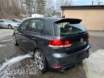 2013 Volkswagen GTI Wolfsburg Edition - miniatura 7