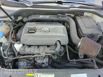 2013 Volkswagen GTI - miniatura 15