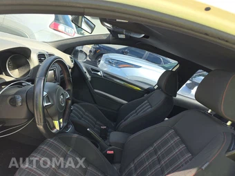 2013 Volkswagen GTI - miniatura 20