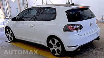 2013 Volkswagen GTI - miniatura 6