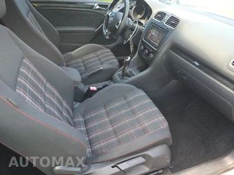 2013 Volkswagen GTI - miniatura 8