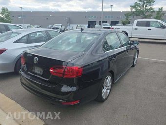 2013 Volkswagen Jetta GLI Sedan - miniatura 3