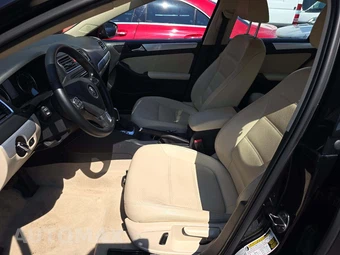 2013 Volkswagen Jetta Hybrid SE Sedan - miniatura 6