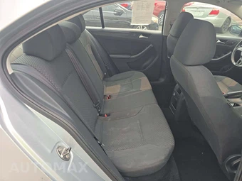 2013 Volkswagen Jetta S Sedan – miniatura 13