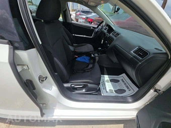 2013 Volkswagen Jetta S Sedan – miniatura 18