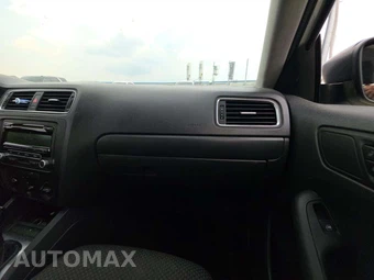 2013 Volkswagen Jetta S Sedan – miniatura 19