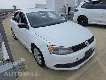 2013 Volkswagen Jetta S Sedan – miniatura 4