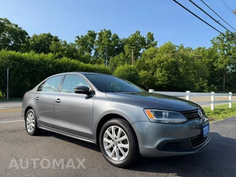 2013 Volkswagen Jetta SE Sedan w/Convenience