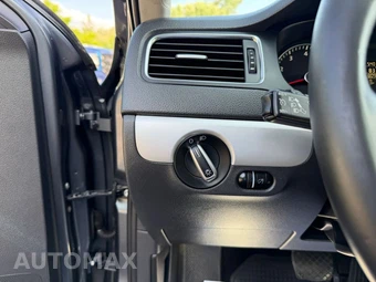 2013 Volkswagen Jetta SE Sedan w/Convenience - miniatura 19