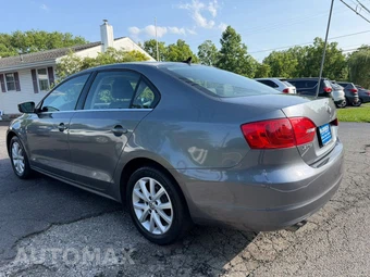 2013 Volkswagen Jetta SE Sedan w/Convenience - miniatura 4