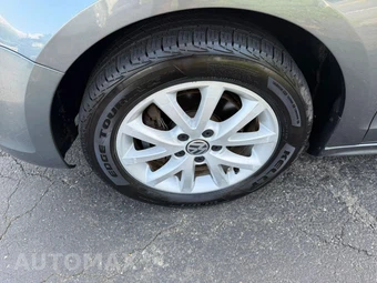2013 Volkswagen Jetta SE Sedan w/Convenience - miniatura 9