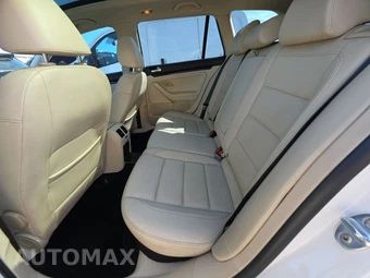 2013 Volkswagen Jetta SportWagen 2.0L TDI Wagon w/Sunroof & Navigation - miniatura 13