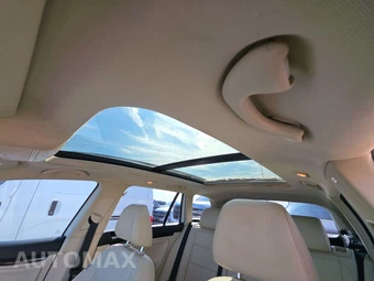 2013 Volkswagen Jetta SportWagen 2.0L TDI Wagon w/Sunroof & Navigation - miniatura 20