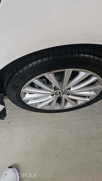 2013 Volkswagen Jetta SportWagen 2.0L TDI Wagon w/Sunroof & Navigation - miniatura 24