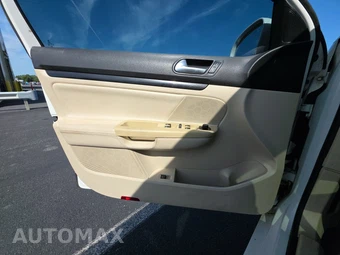 2013 Volkswagen Jetta SportWagen 2.0L TDI Wagon w/Sunroof & Navigation - miniatura 9