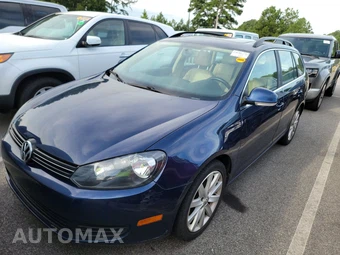 2013 Volkswagen Jetta SportWagen 2.0L TDI Wagon w/Sunroof & Navigation