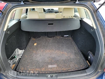 2013 Volkswagen Jetta SportWagen 2.0L TDI Wagon w/Sunroof & Navigation - miniatura 16