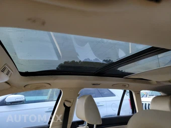 2013 Volkswagen Jetta SportWagen 2.0L TDI Wagon w/Sunroof & Navigation - miniatura 17