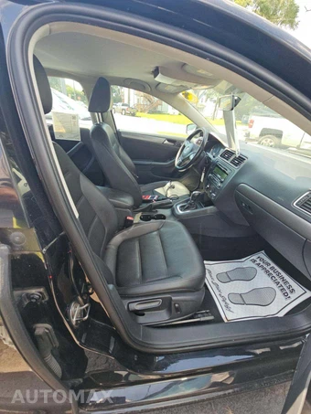 2013 Volkswagen Jetta TDI Sedan – miniatura 18