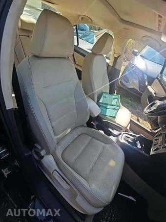 2013 Volkswagen Jetta TDI Sedan – miniatura 18