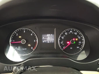 2013 Volkswagen Jetta TDI Sedan – miniatura 12