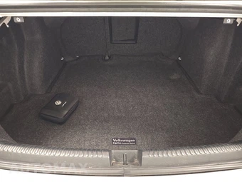 2013 Volkswagen Jetta TDI Sedan – miniatura 16