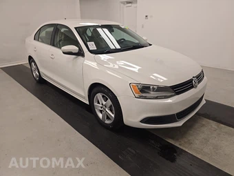 2013 Volkswagen Jetta TDI Sedan – miniatura 3