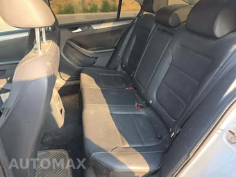 2013 Volkswagen Jetta TDI Sedan - miniatura 10